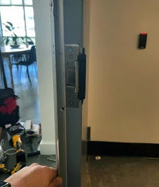 Electric Strikes image